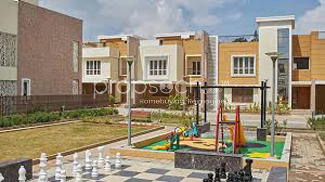 Prestige Woodside image 2